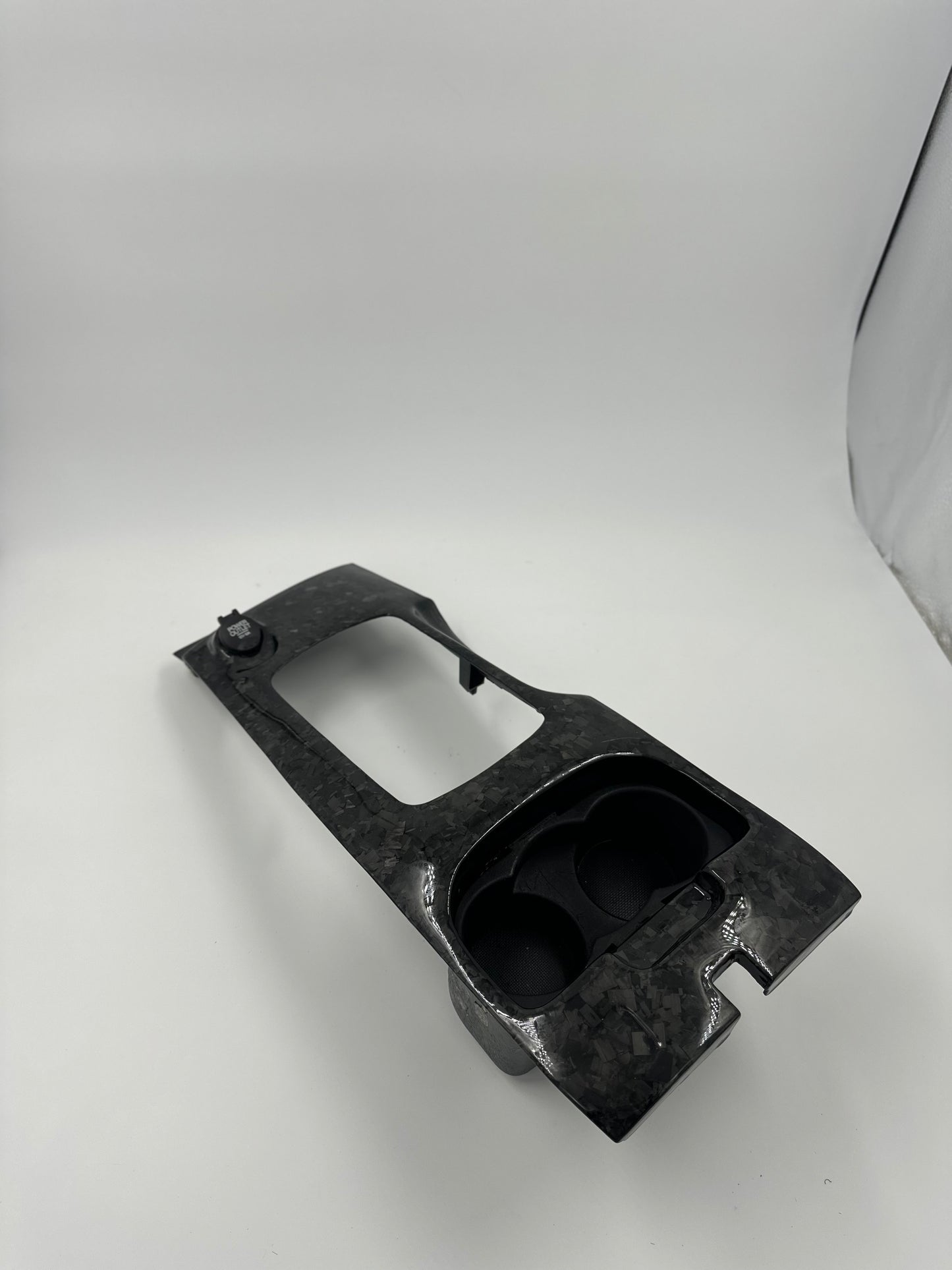 Carbon Fibre Shifter Surround – Ford Falcon FG & FGX XR6, XR8, G6E (2008–2016)