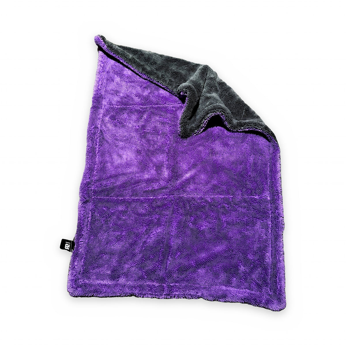 RB Innovations 40 x 60 cm microfibre drying towel laid flat, purple side up with black corner folded back
